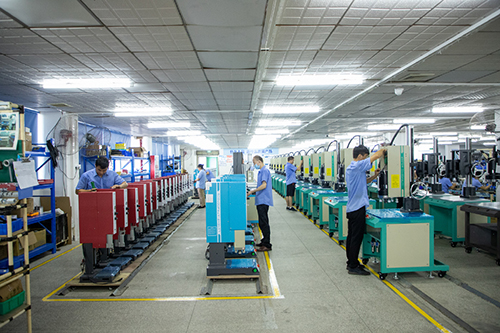 高質(zhì)量發(fā)展，湖北超聲波推動(dòng)汽車產(chǎn)業(yè)轉(zhuǎn)型升級